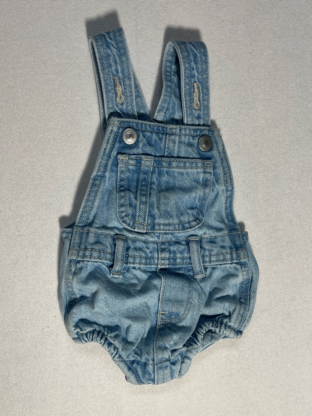 Old Navy Baby Girl Denim Bubble Overall Romper Light Wash 0-3 Months